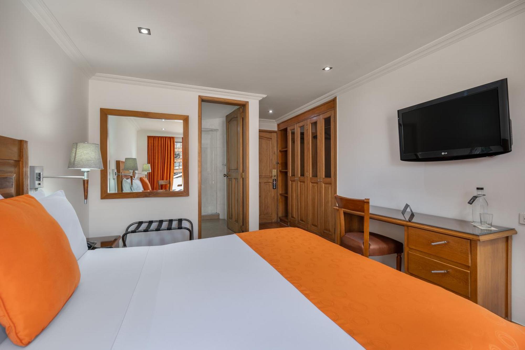 Hotel Egina Bogotá Dış mekan fotoğraf