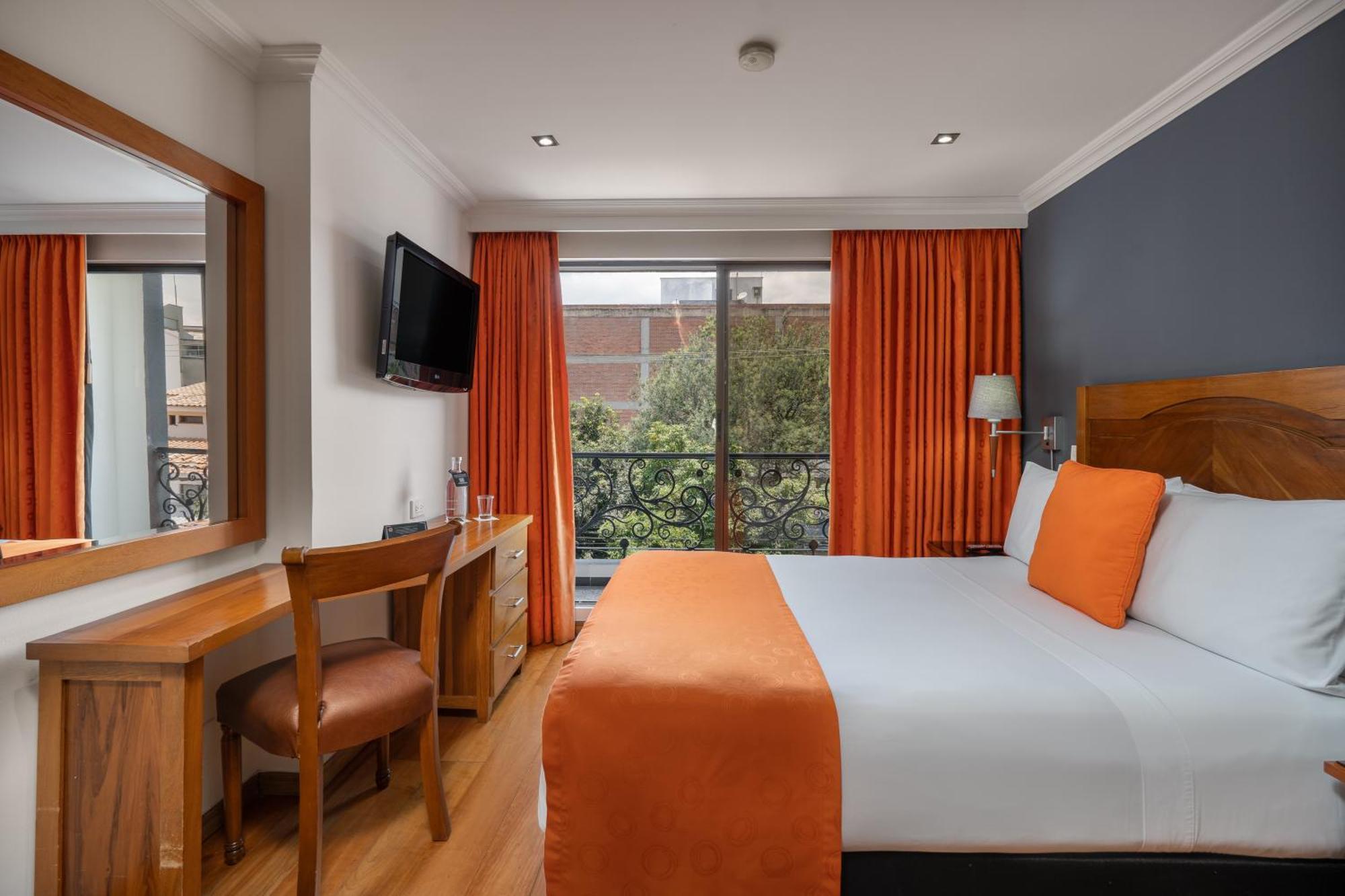 Hotel Egina Bogotá Dış mekan fotoğraf