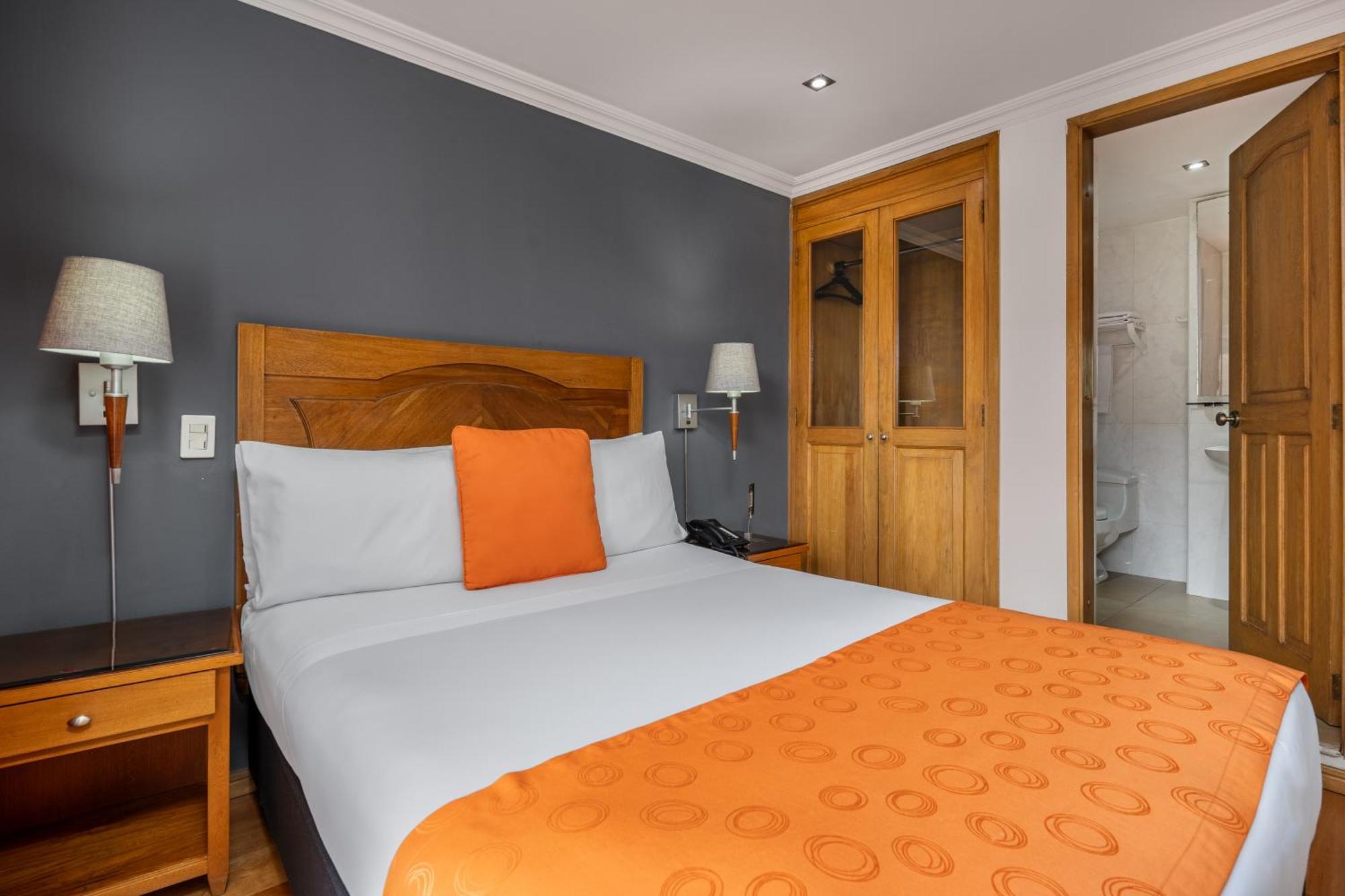 Hotel Egina Bogotá Dış mekan fotoğraf