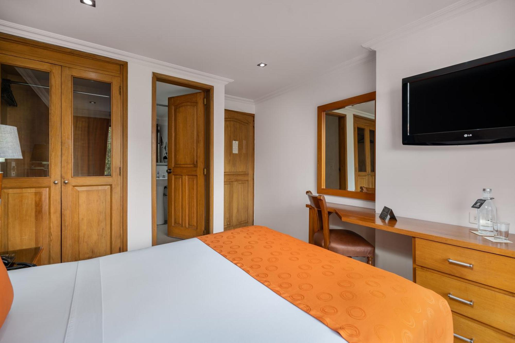 Hotel Egina Bogotá Dış mekan fotoğraf