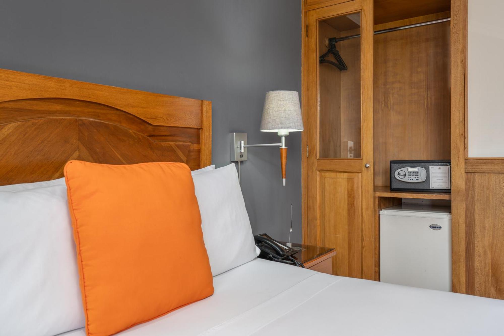 Hotel Egina Bogotá Dış mekan fotoğraf